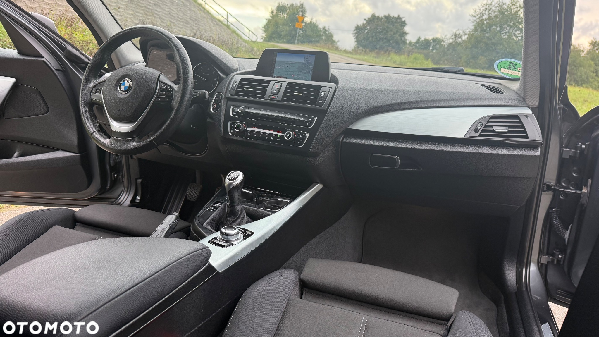 BMW Seria 1 118d xDrive - 10
