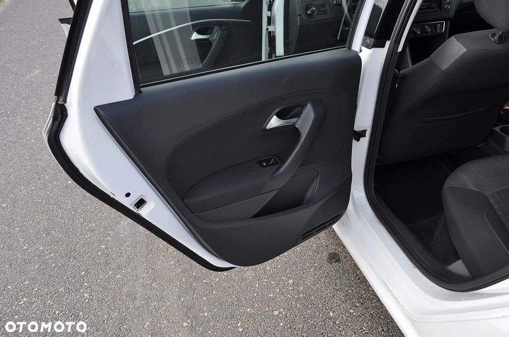 Volkswagen Polo 1.2 TSI BMT Comfortline - 13