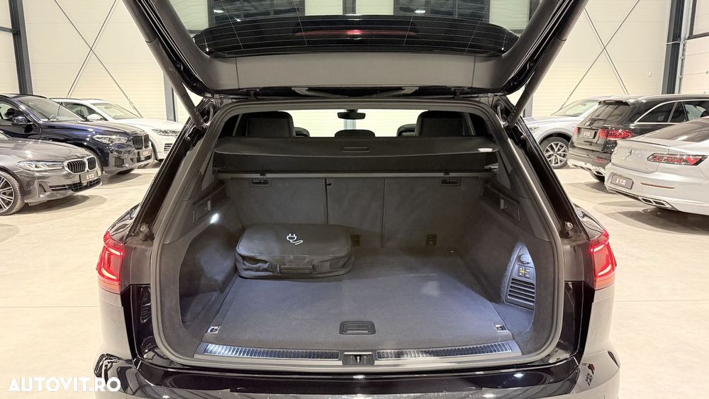 Volkswagen Touareg V6 TSI eHybrid PHEV R - 18