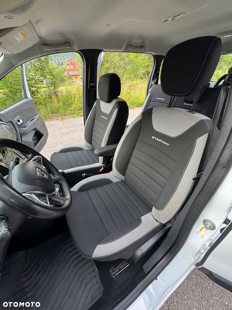 Dacia Lodgy 1.5 Blue dCi Stepway S&S EU6d - 15