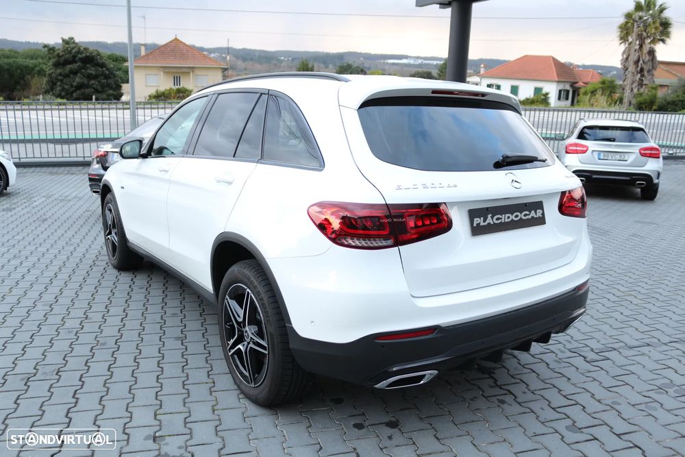 Mercedes-Benz GLC 300 de 4Matic 9G-TRONIC AMG Line - 4
