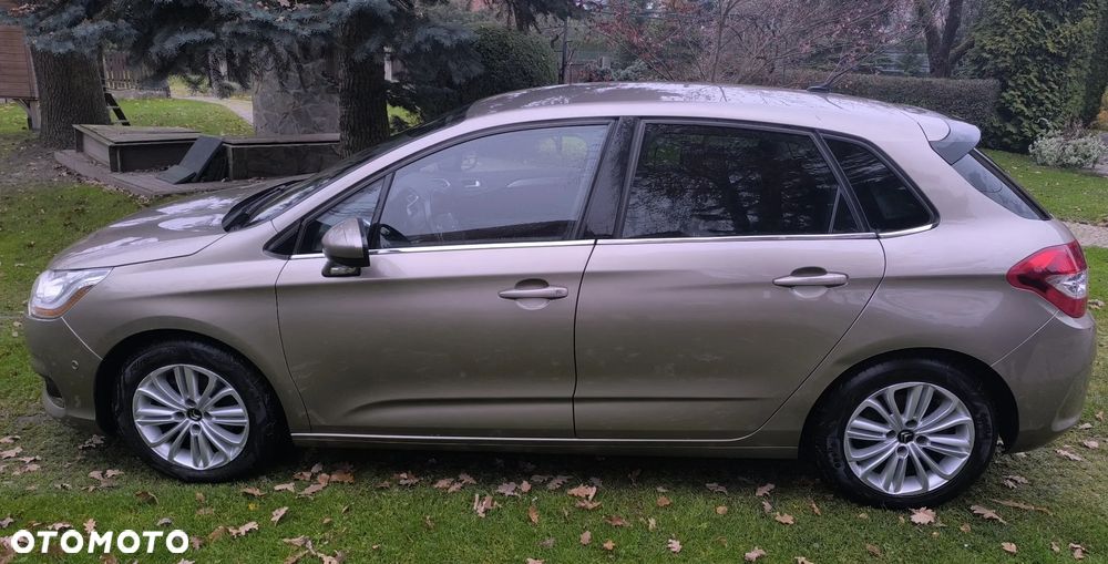 Citroën C4 e-HDi 115 Exclusive - 5