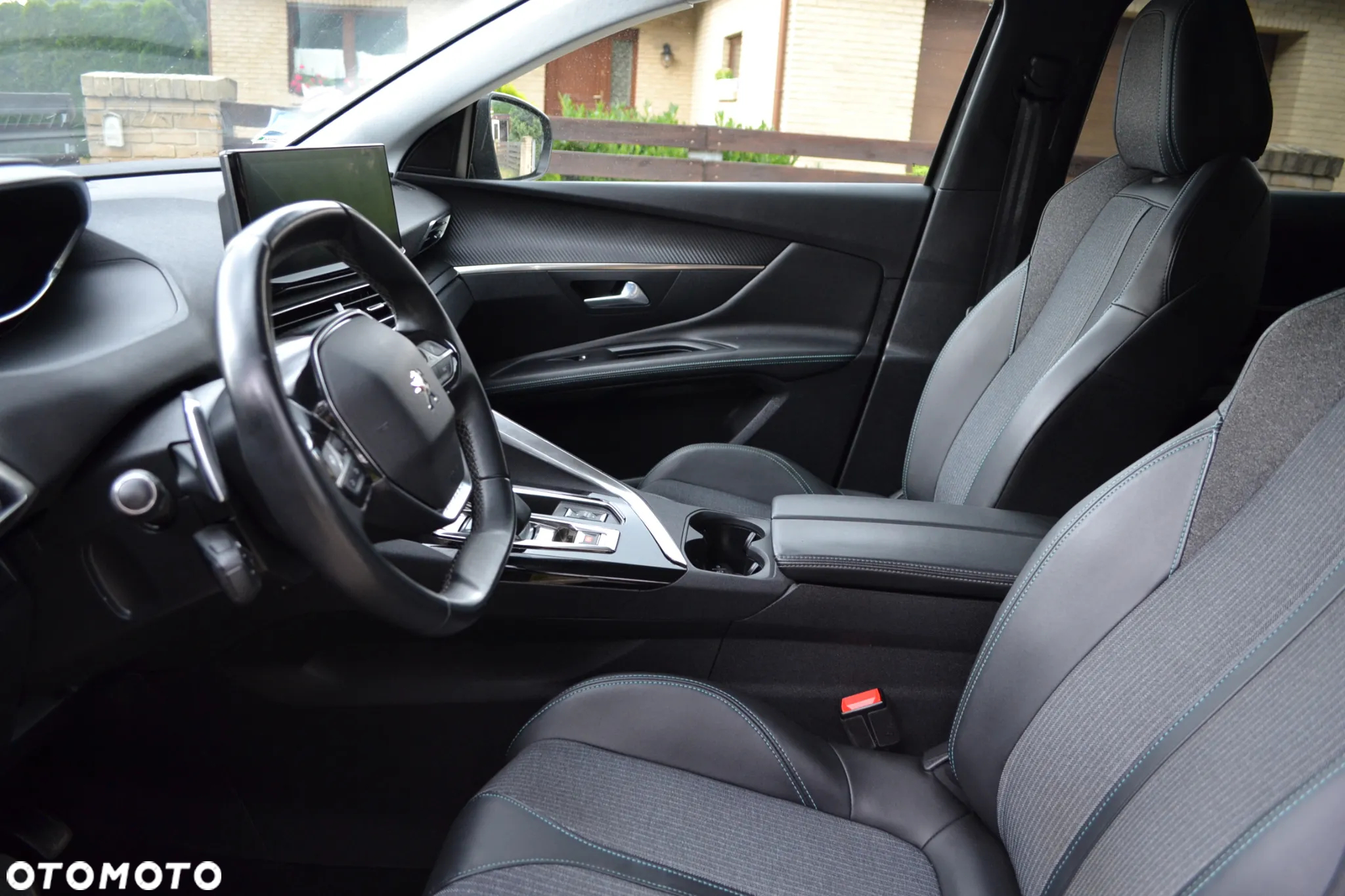 Peugeot 3008 1.6 PureTech Hybrid PHEV Allure S&S EAT8 - 13