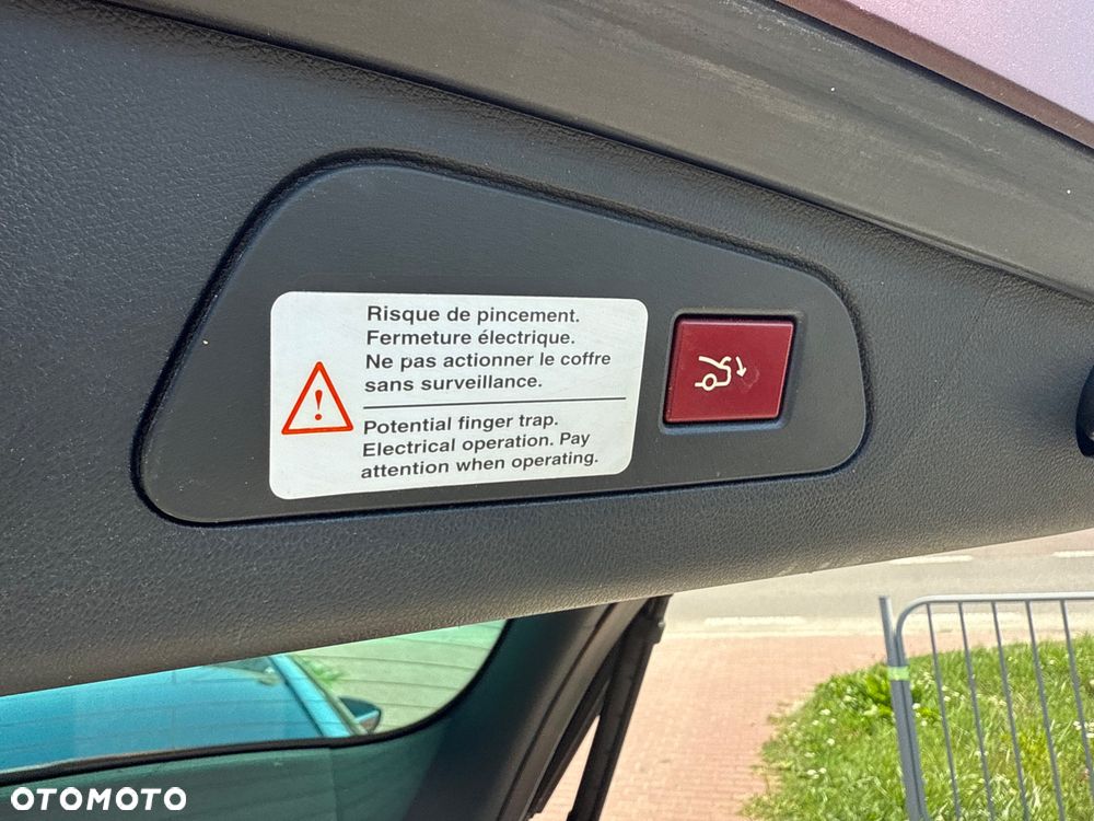 Peugeot 508 RXH 2.0 HDi HYbrid4 - 24