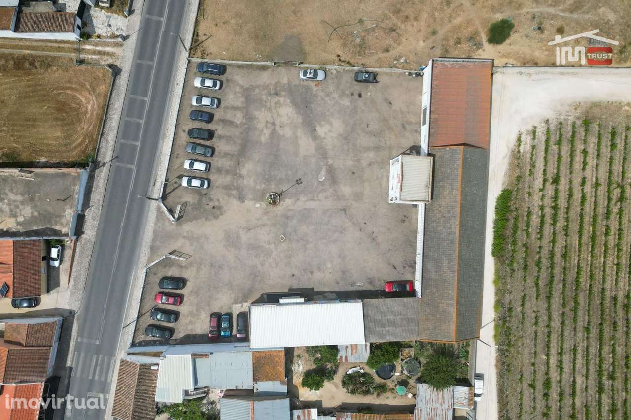 Oficina com Loja na Nacional 3 - Grande imagem: 4/22