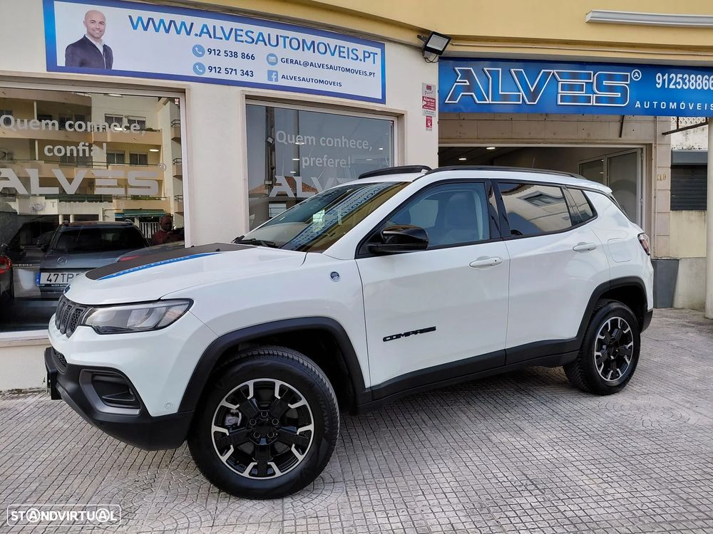 Jeep Compass 1.3 TG Trailhawk - 13