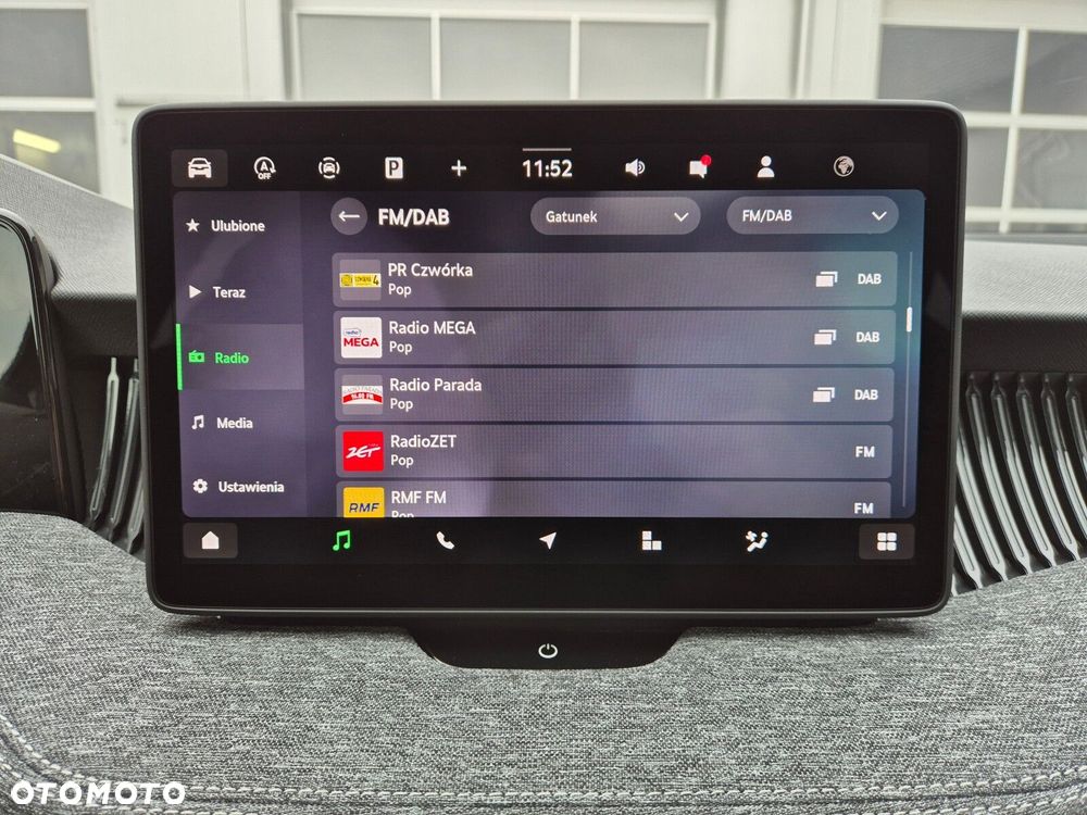 Skoda Superb 2.0 TDI SCR Selection DSG - 23