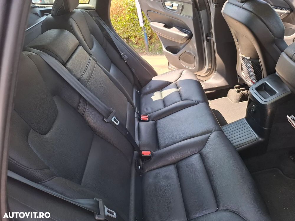 Volvo XC 60 - 3