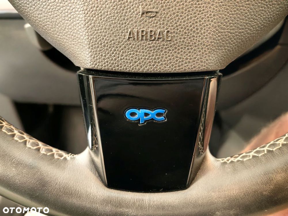 Opel Astra OPC Nürburgring Edition - 18