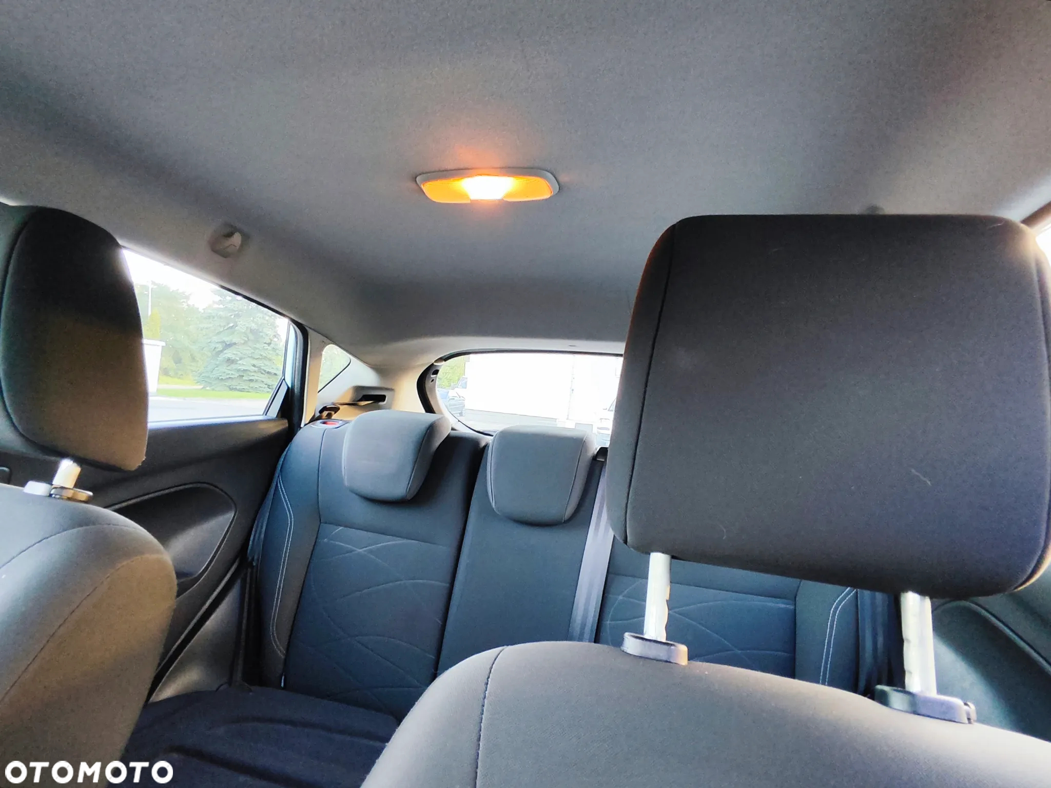 Ford Fiesta 1.4 Trend - 28