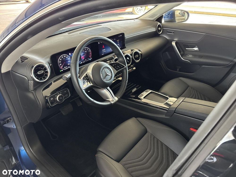 Mercedes-Benz CLA - 14