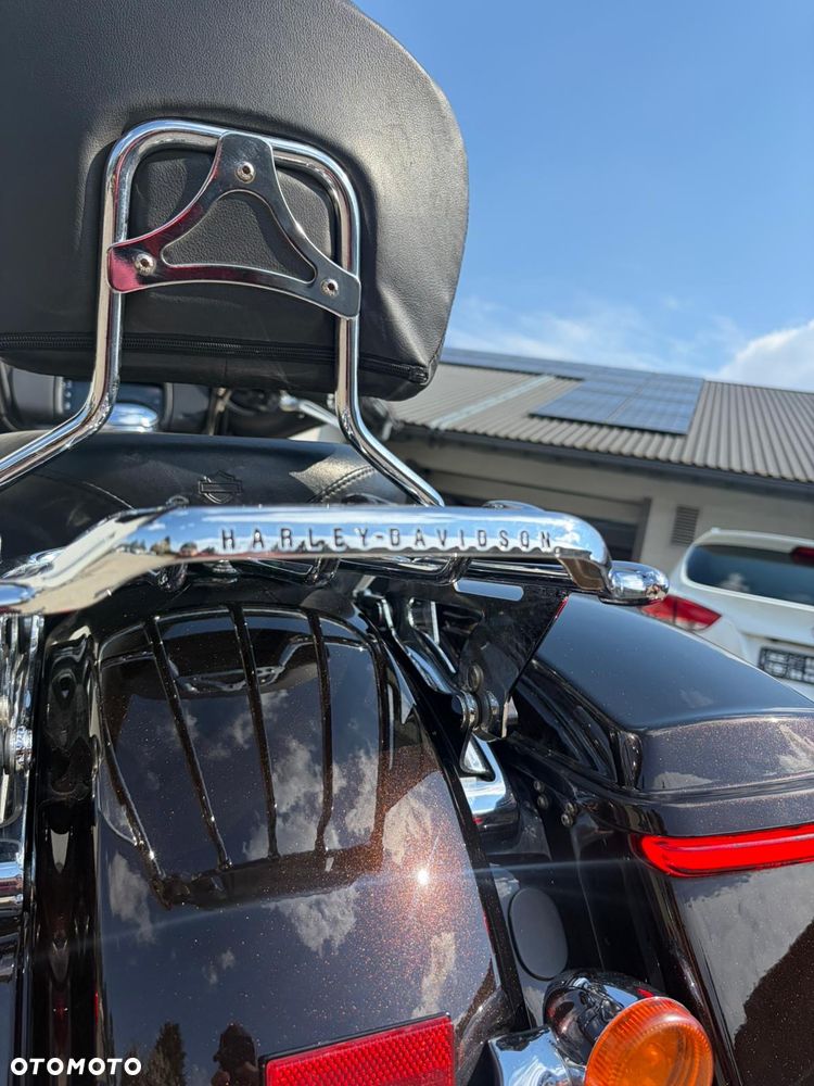 Harley-Davidson Touring Street Glide - 10