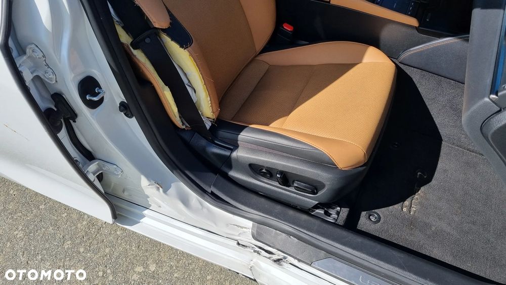 Lexus ES 300h Prestige - 20
