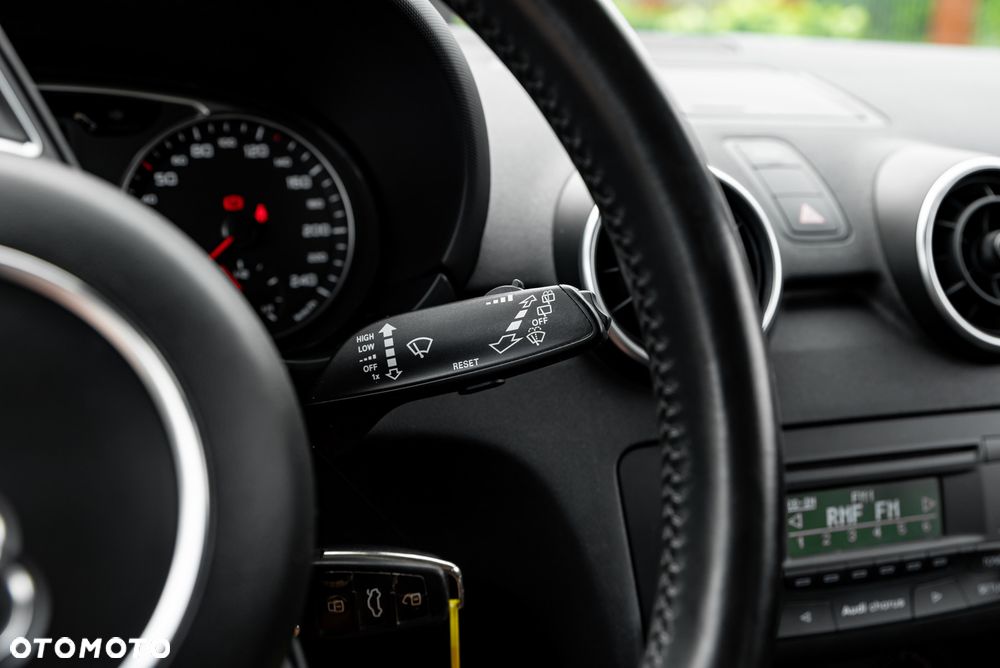 Audi A1 3-drzwiowe 1.2 TFSI S line edition - 22