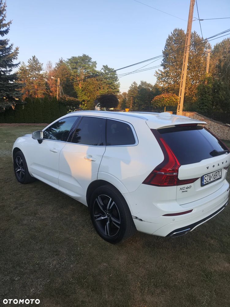 Volvo XC 60 D4 AWD R-Design - 5