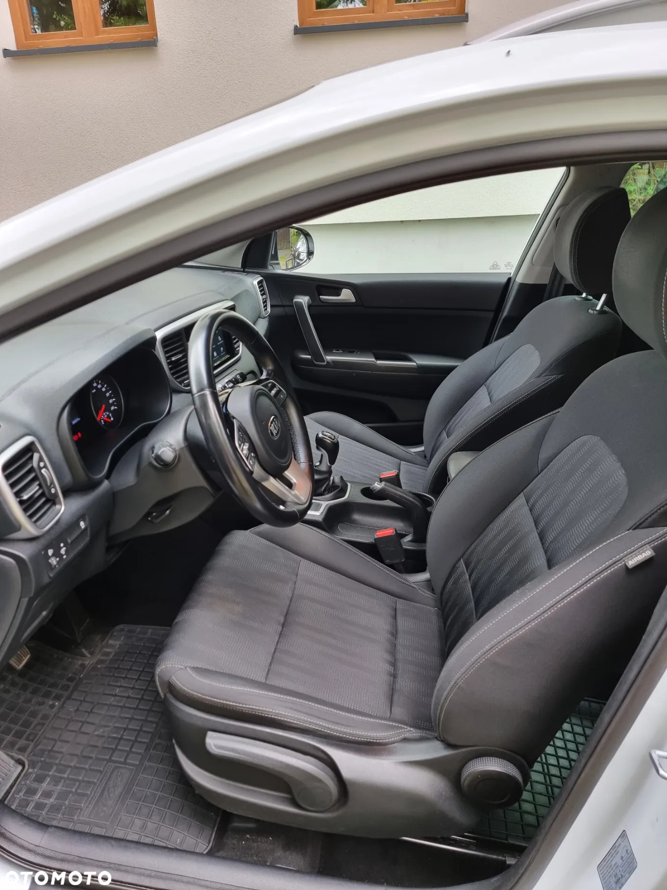 Kia Sportage - 10
