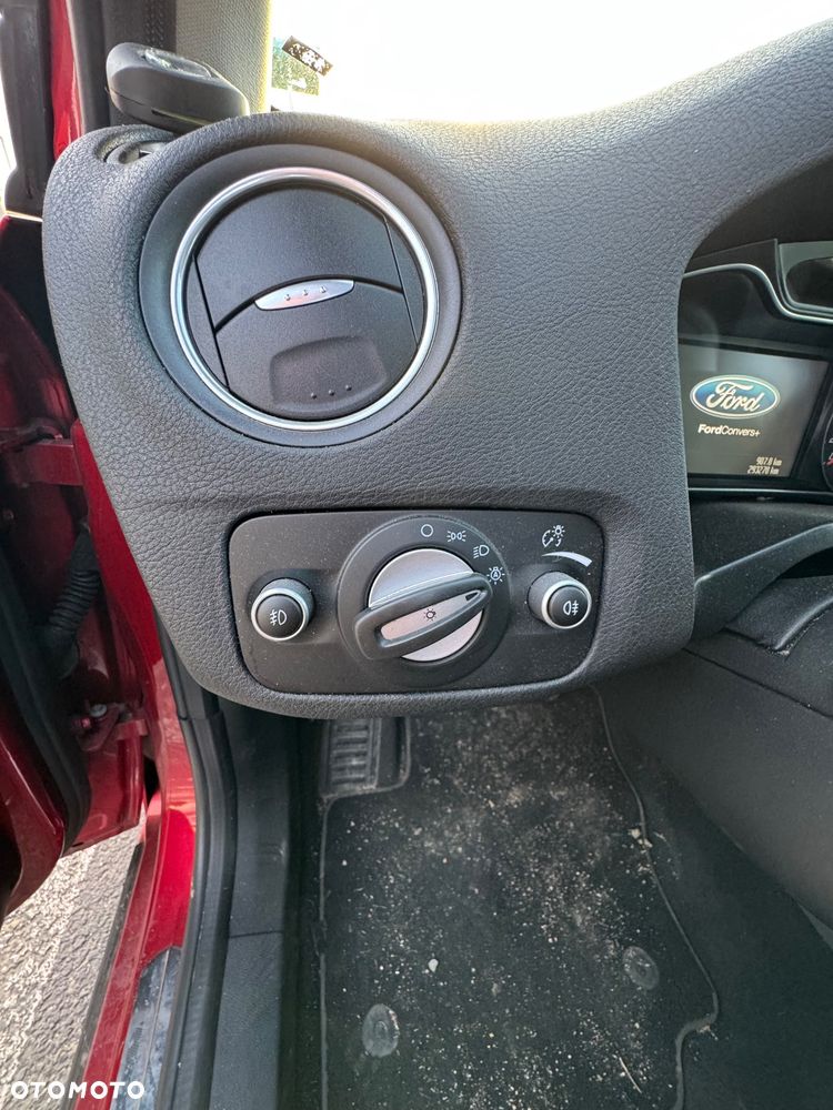 Ford Mondeo 2.2 TDCi Titanium - 25