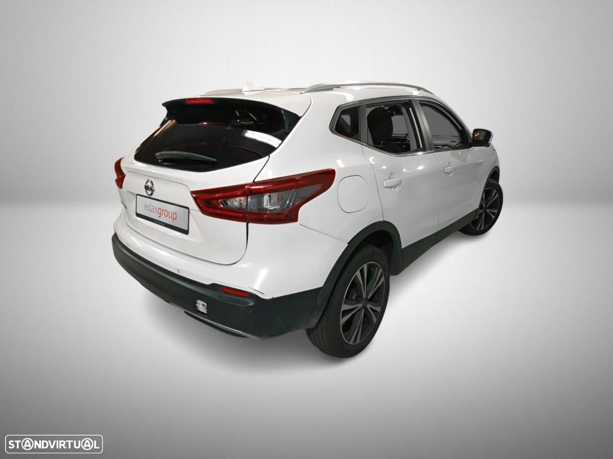 Nissan Qashqai 1.5 dCi N-Connecta - 2