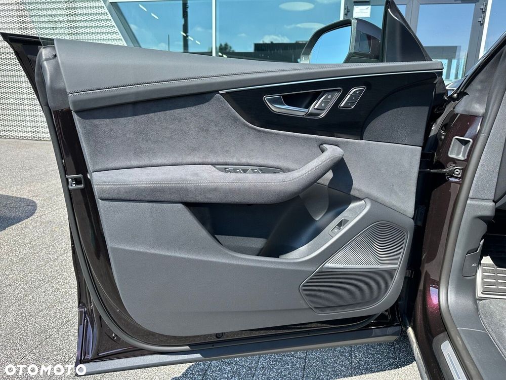 Audi RS Q8 - 13