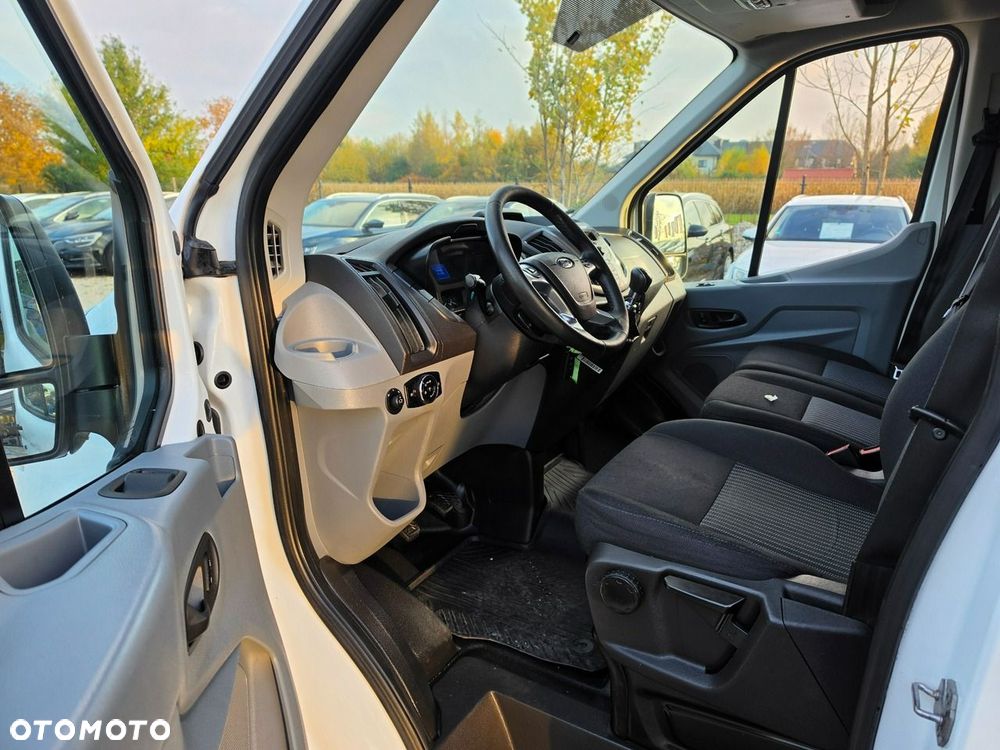 Ford Transit - 31