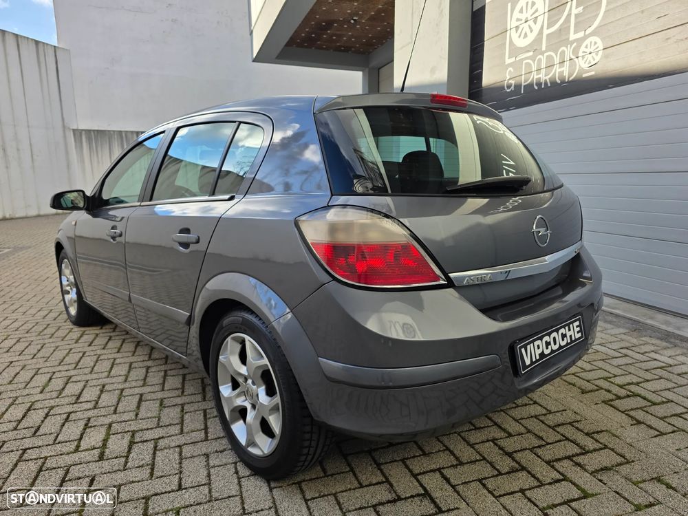 Opel Astra 1.3 CDTI Cosmo - 27
