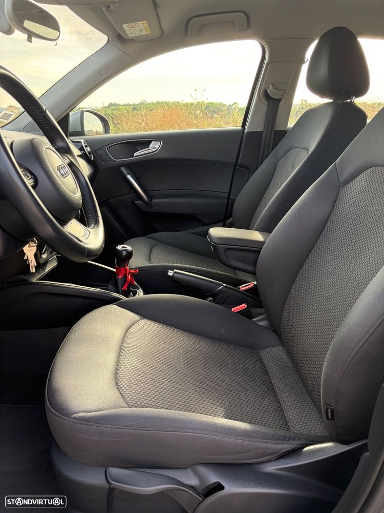 Audi A1 Sportback 1.4 TDI S-line - 10