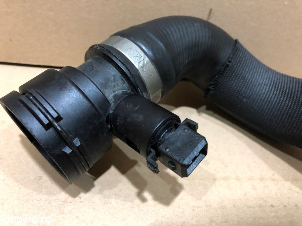 BMW E60 E63 E65 4.4 PRZEWÓD WODNY 7519250 7508011 - 2