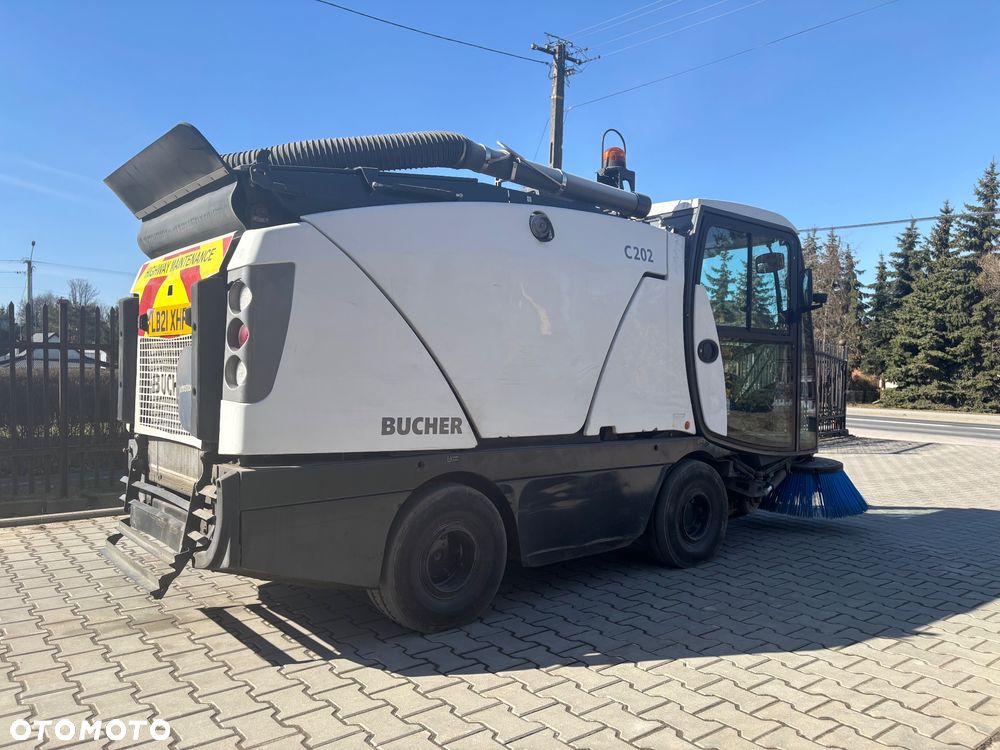 Johnston Johnston Bucher C202 - 13