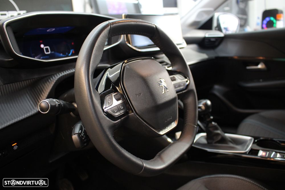 Peugeot 208 1.2 PureTech Allure Pack - 35