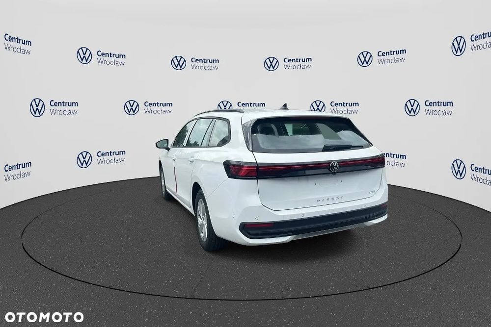 Volkswagen Passat 1.5 TSI EVO Essence DSG - 3