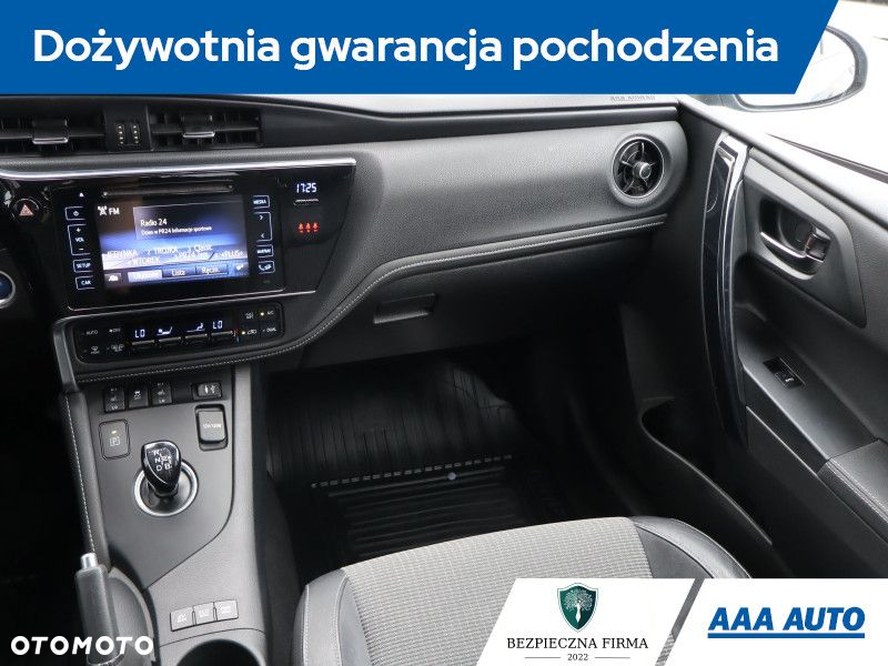Toyota Auris - 9