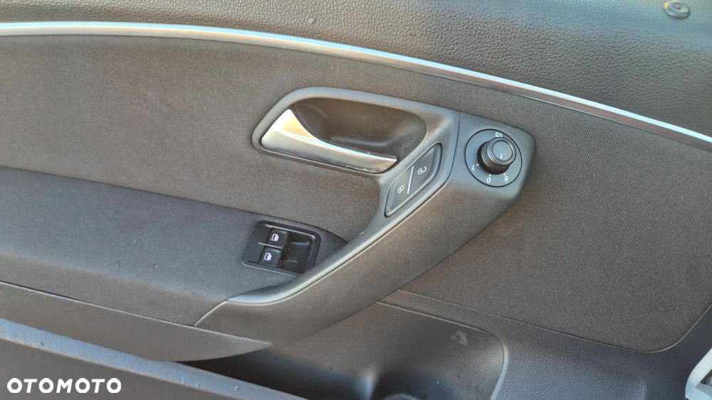 Volkswagen Polo - 6