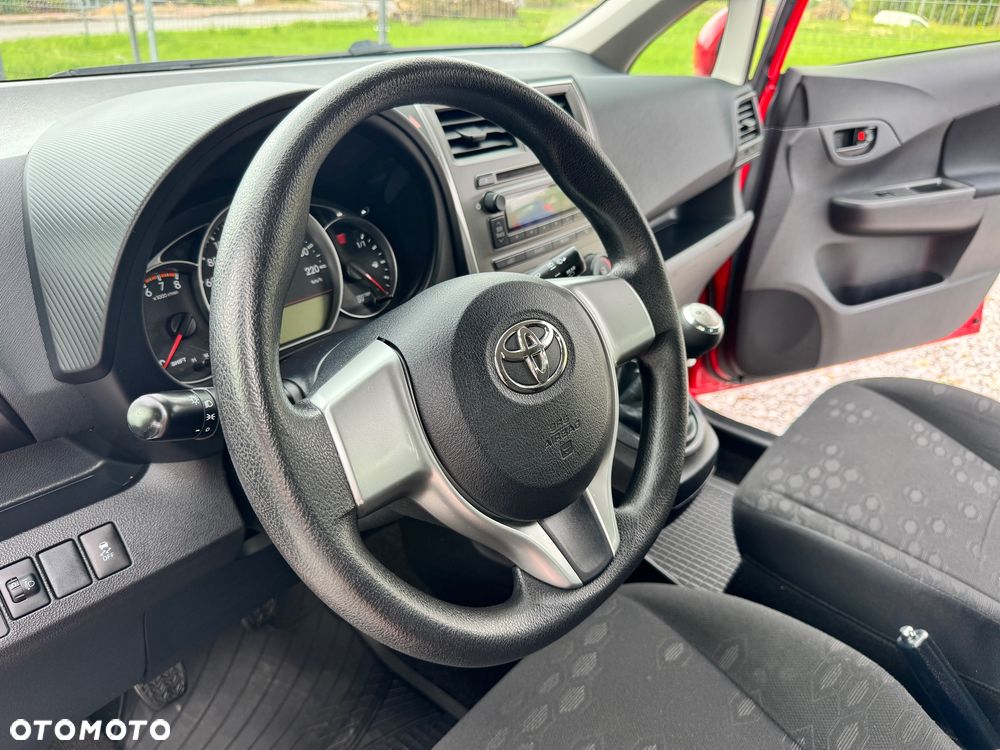Toyota Verso S 1.33 VVT-i - 21