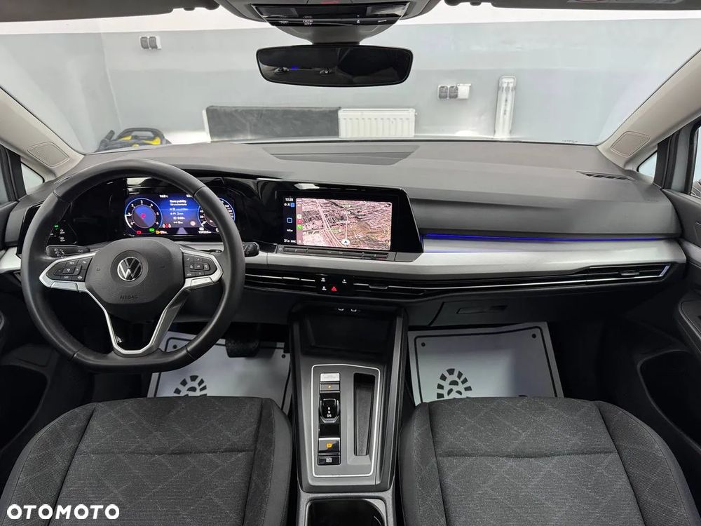 Volkswagen Golf - 9