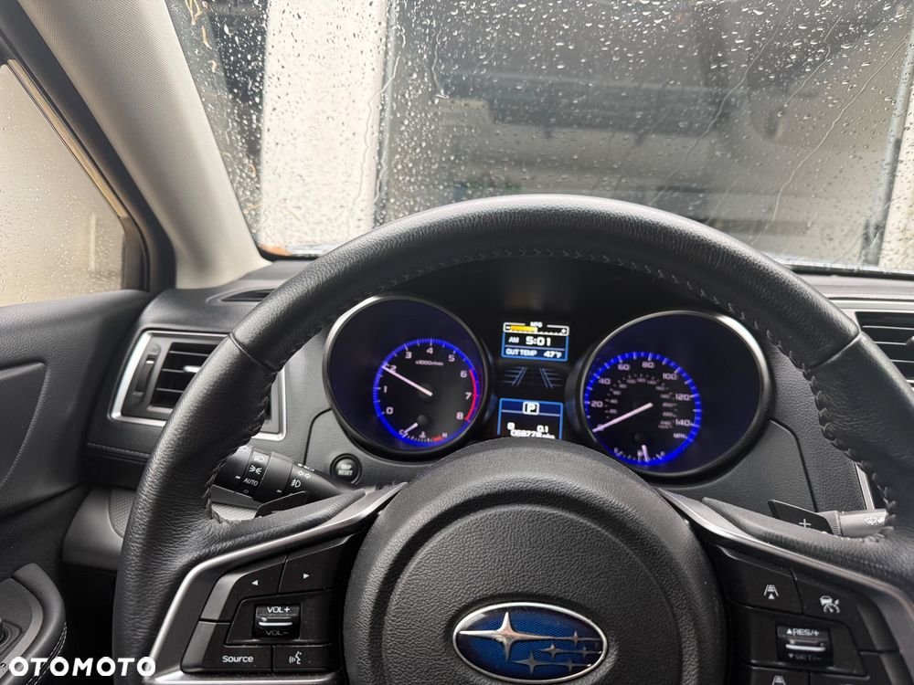 Subaru Legacy - 8