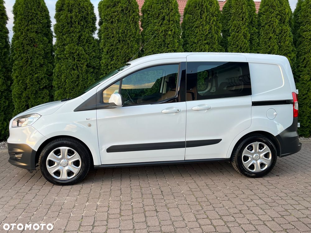 Ford Transit Courier - 6