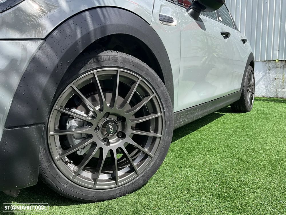 MINI 5 Portas Cooper D Aut. - 5