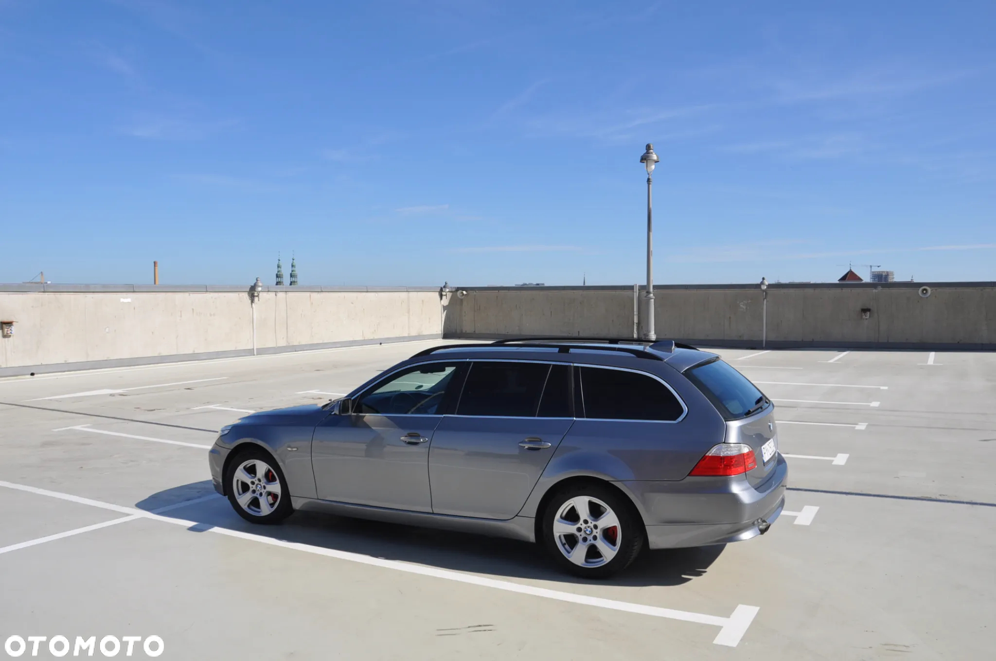BMW Seria 5 530xi Touring - 5