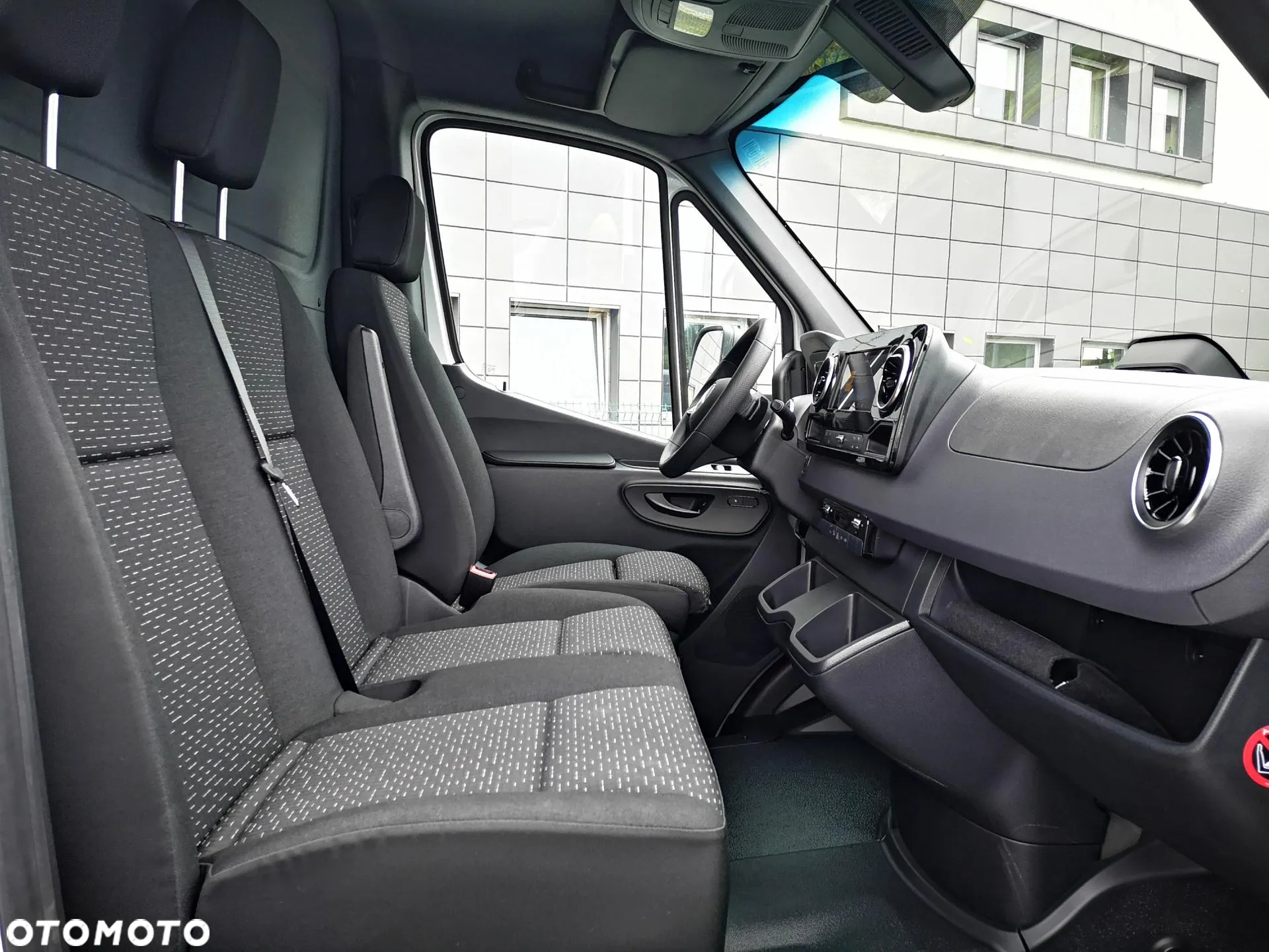 Mercedes-Benz Sprinter - 7