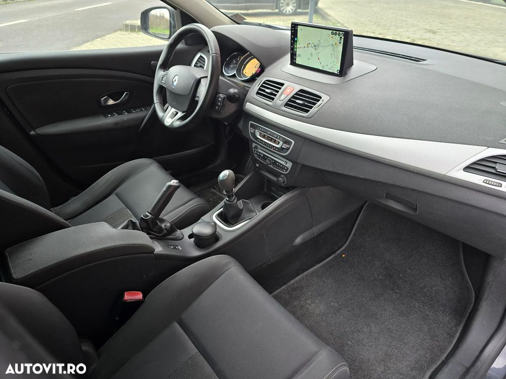 Renault Megane 1.9 dCi FAP Dynamique - 7
