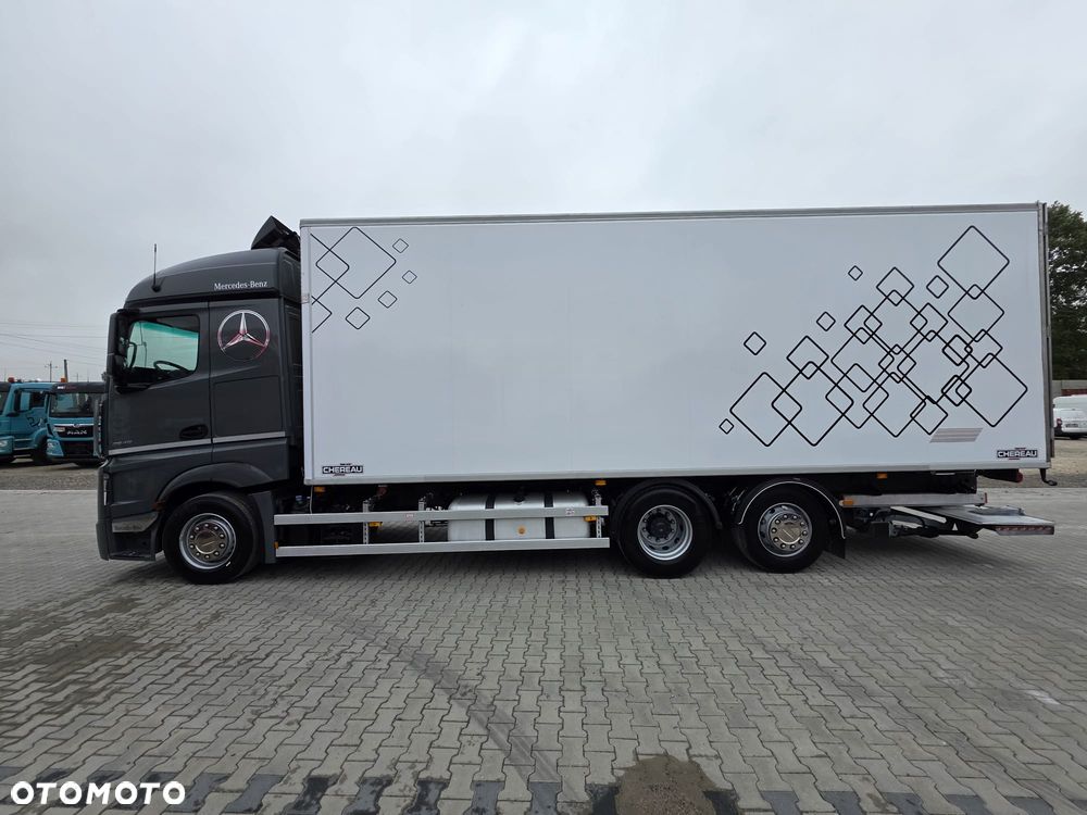 Mercedes-Benz / ACTROS / 2545 / E 6 / CHŁODNIA + WINDA - 28