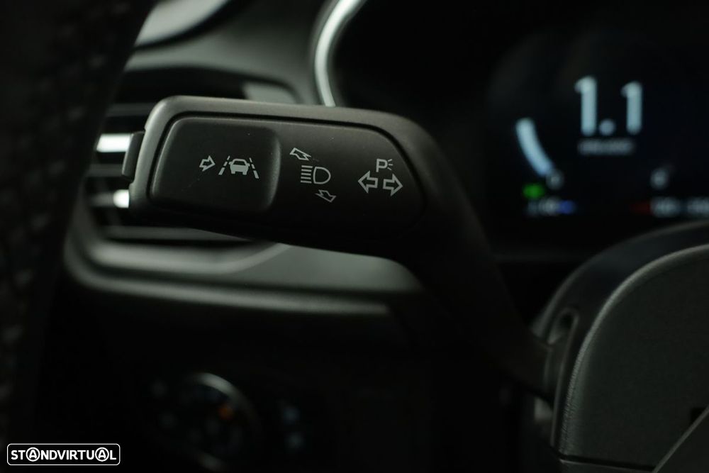 Ford Focus SW 1.0 EcoBoost MHEV Active X - 17