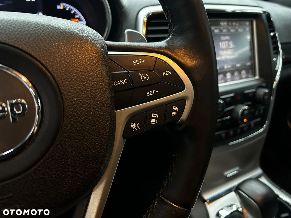 Jeep Grand Cherokee 3.6 V6 Overland Summit - 11