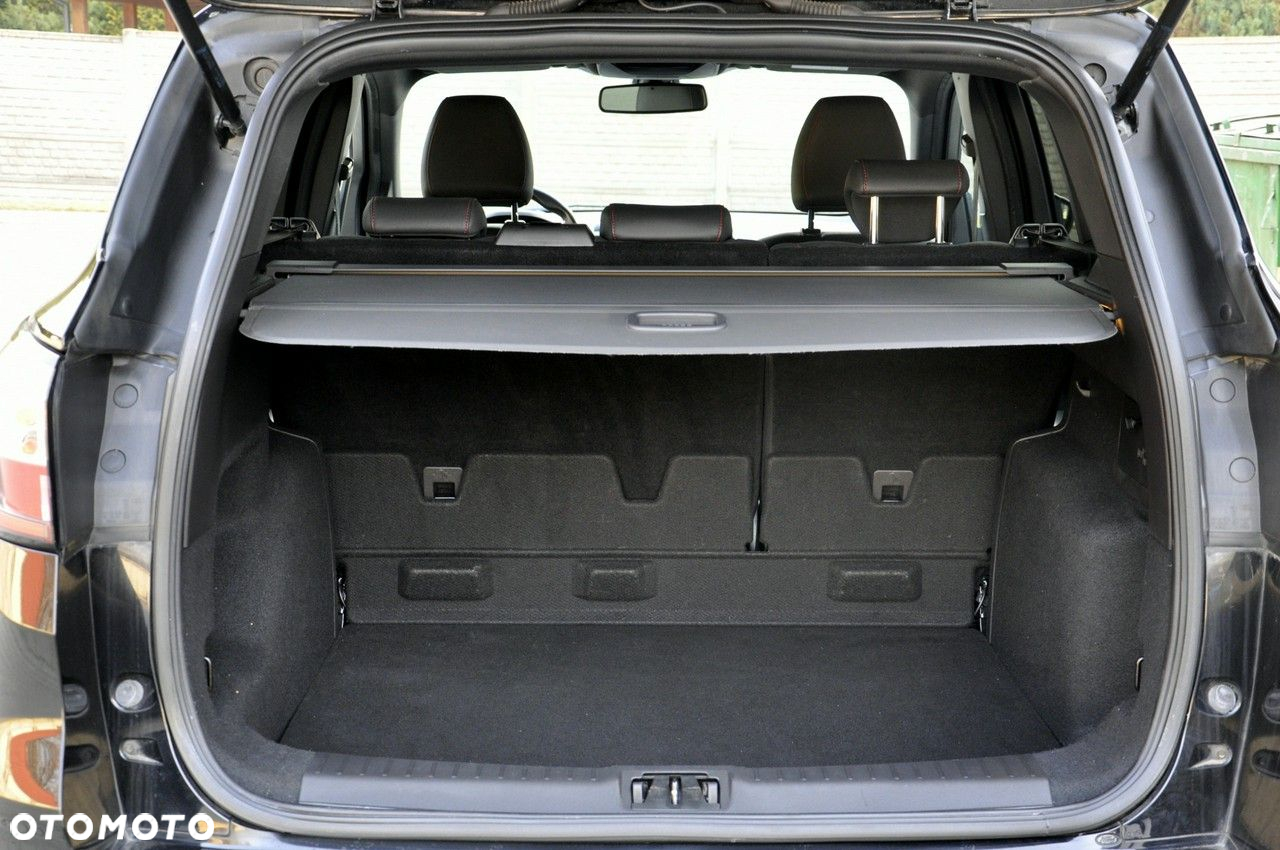 Ford Kuga 1.5 EcoBlue ST-LINE - 20