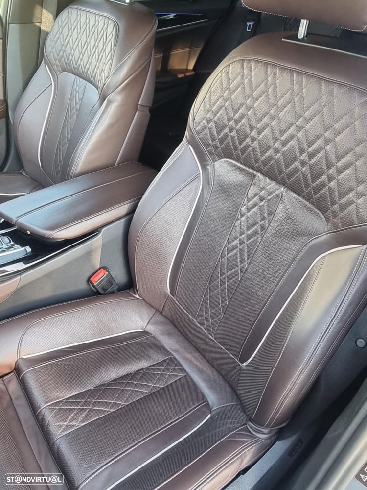 BMW 530 d xDrive Pack M Auto - 4
