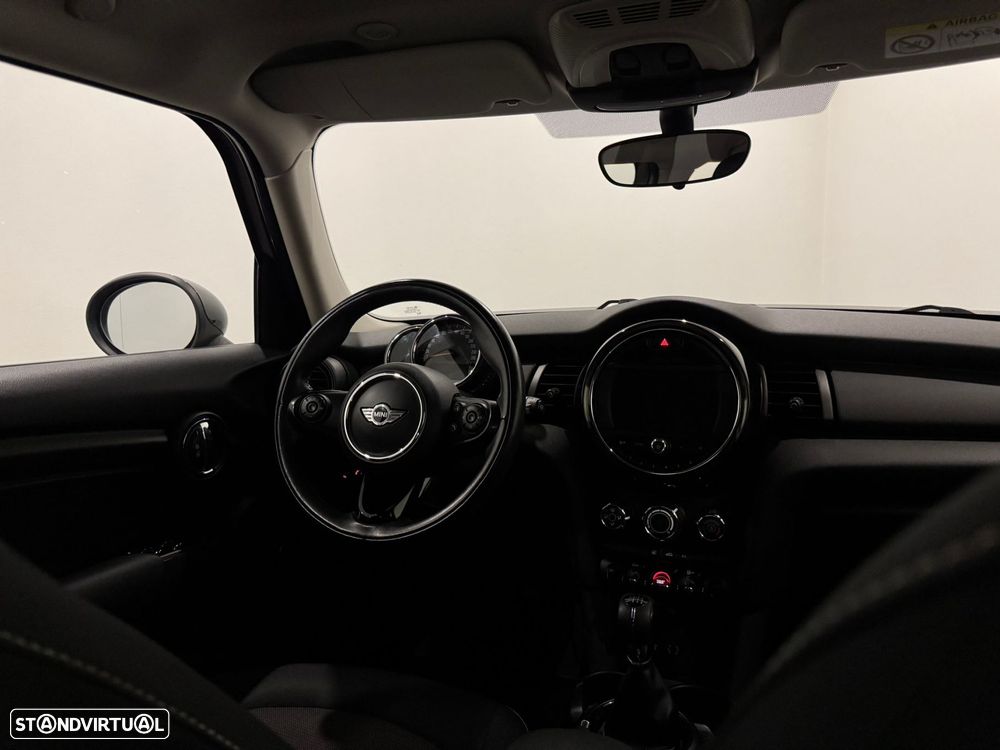 MINI 5 Portas One D - 26
