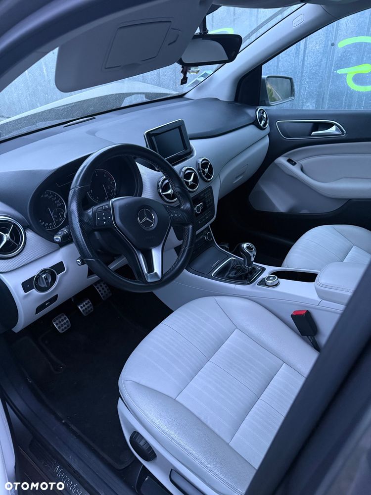 Mercedes-Benz Klasa B - 9