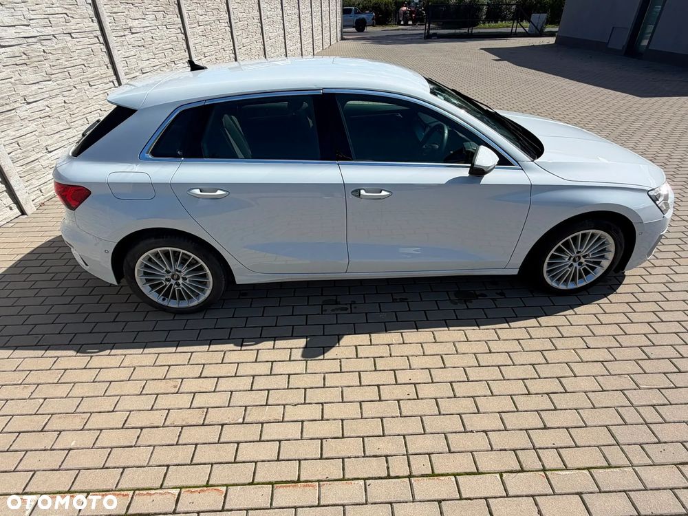 Audi A3 Sportback - 2