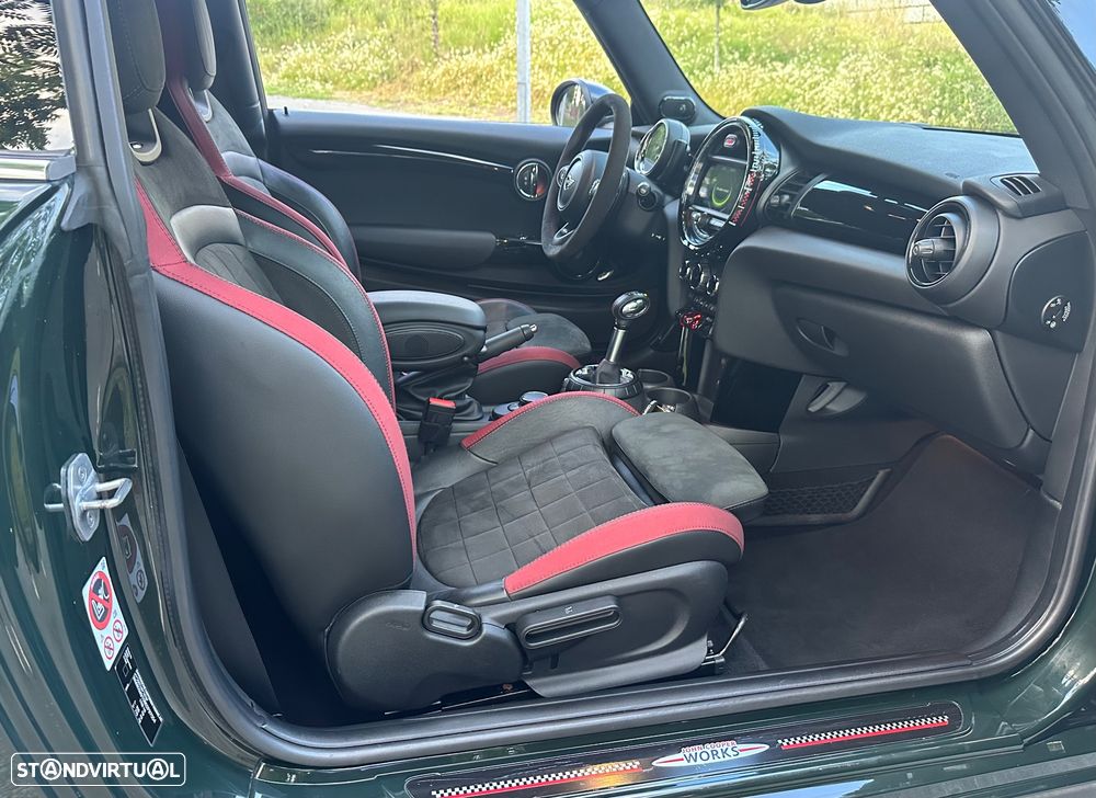 MINI 3 Portas John Cooper Works Auto Desportiva - 29