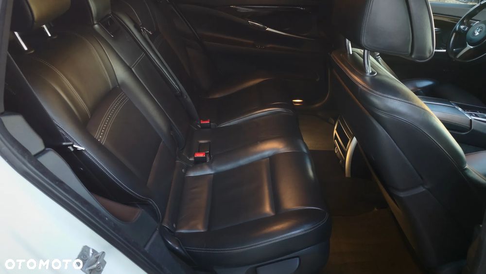 BMW 5GT 535i Luxury Line - 17